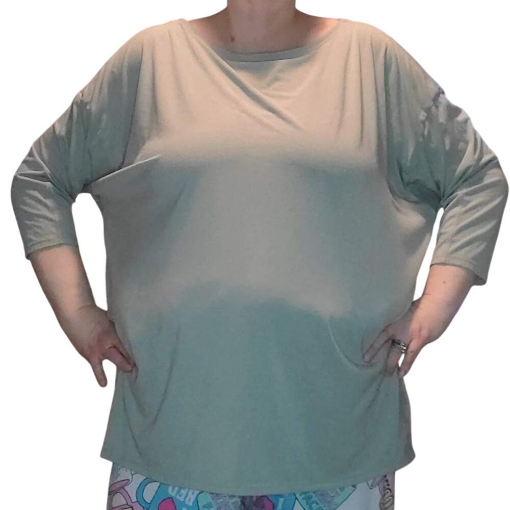 Athleta Ease In Top 2X Sage Green Dolman 3/4 Sleeve Athleisure